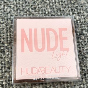 Huda Nude Light Obsession palette